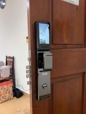 khoá cửa điện tử-Fuji FS-A700 FACE ID (Nhận diện gương mặt 3D)