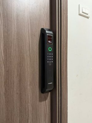 Khóa cửa thông minh chung cư Xuân Mai Sparks Tower-Homess HM-05 FACE ID